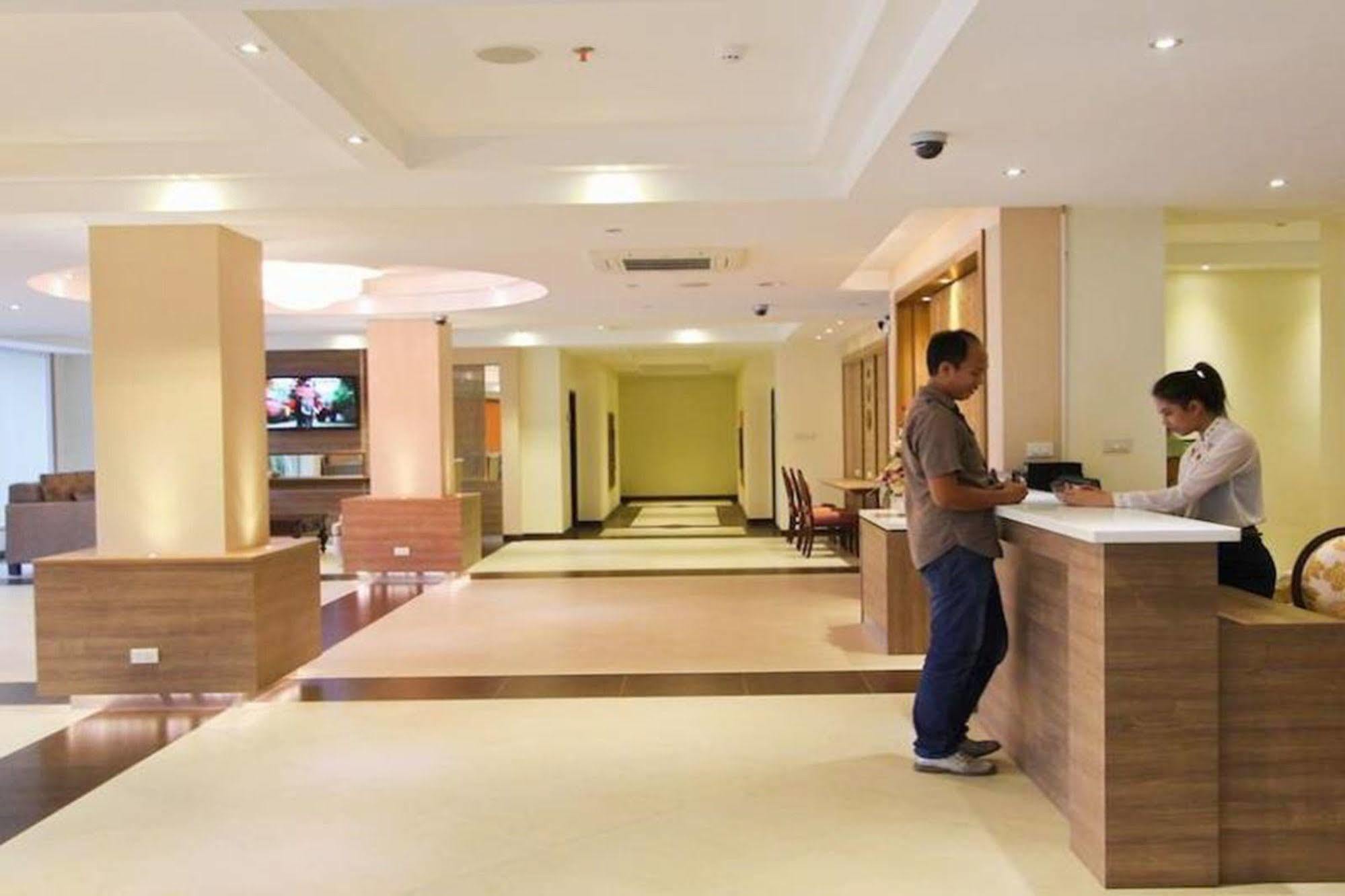 Kitlada Hotel Udonthani Udon Thani Exterior foto